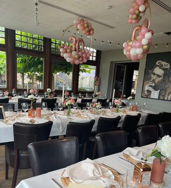 Feesten bij De Tommen